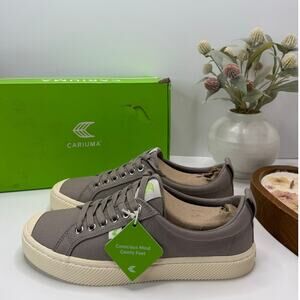 Cariuma OCA Low Casual Canvas Sneaker Gray Women's 10 Tried On